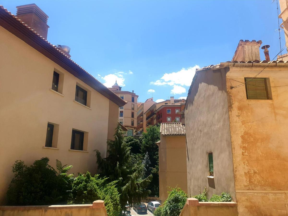 Estudios Los Arcos Teruel Eksteriør bilde